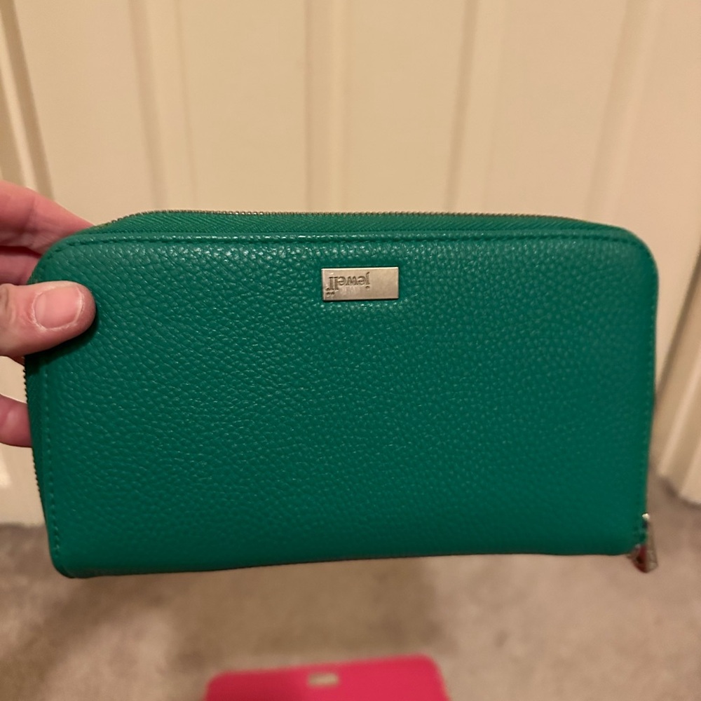 Chic Teal Pebbled Wallet